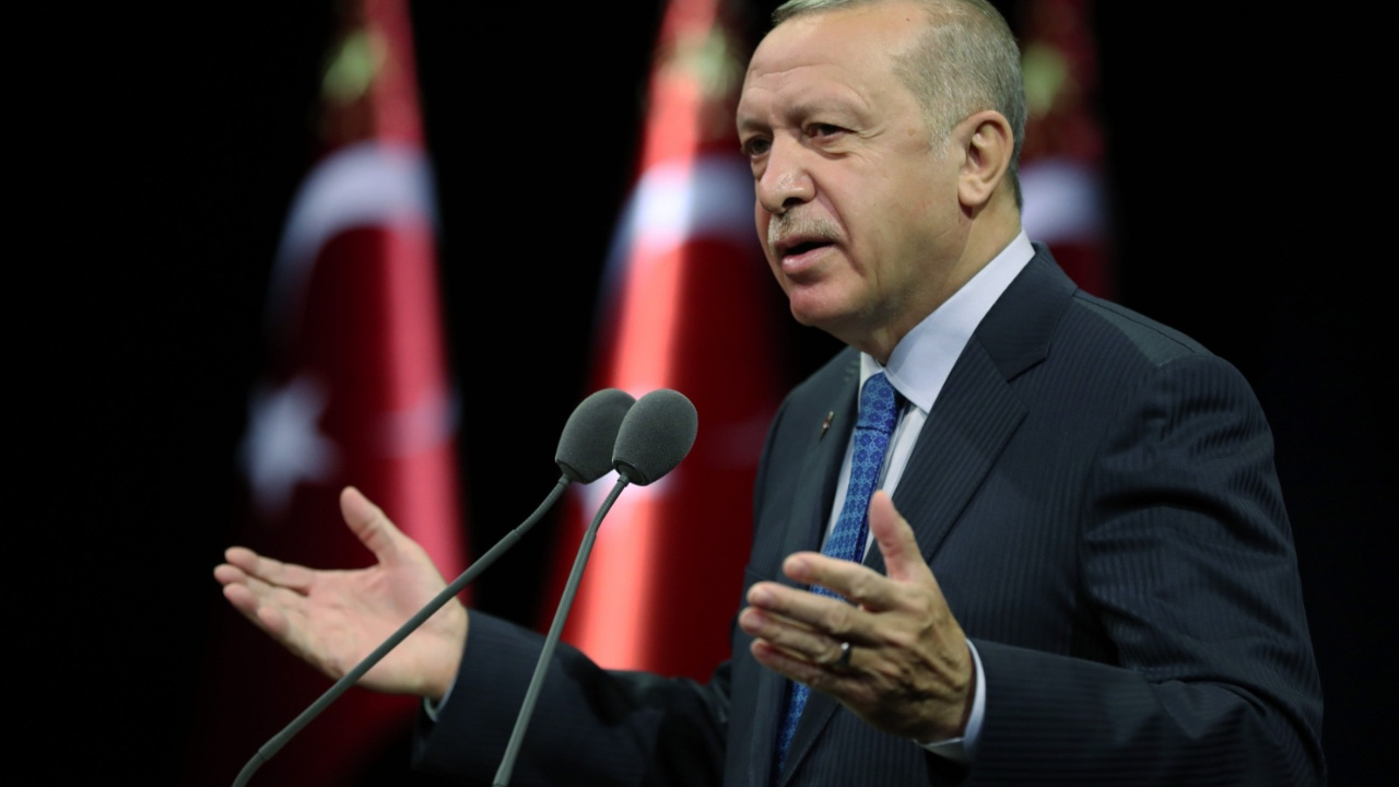Cumhurbaşkanı Erdoğan: Teröristlerin yanında durmaları kabul edilebilir değil
