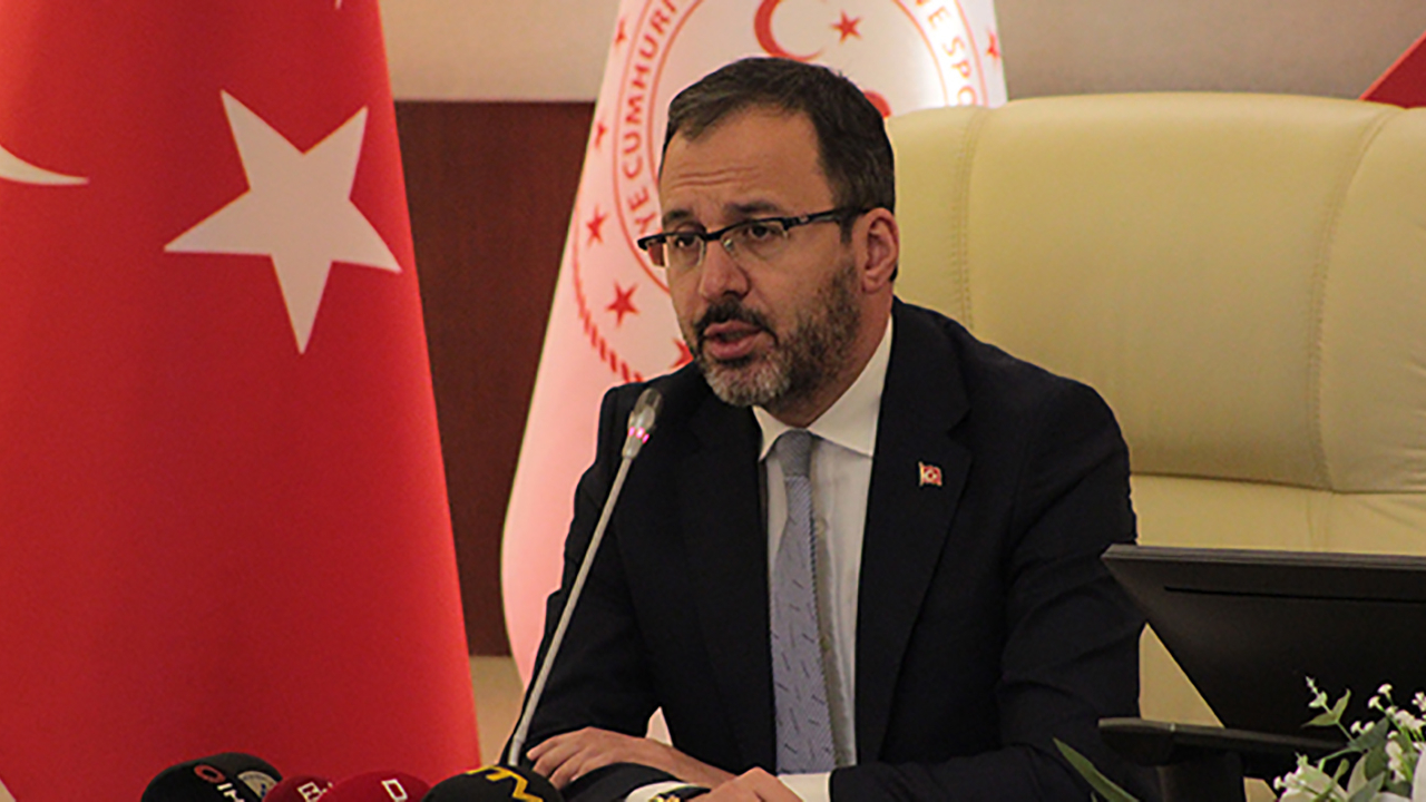 Kasapoğlu: Gençlerimiz için her çabamız bizi ayrı heyecanlandırıyor