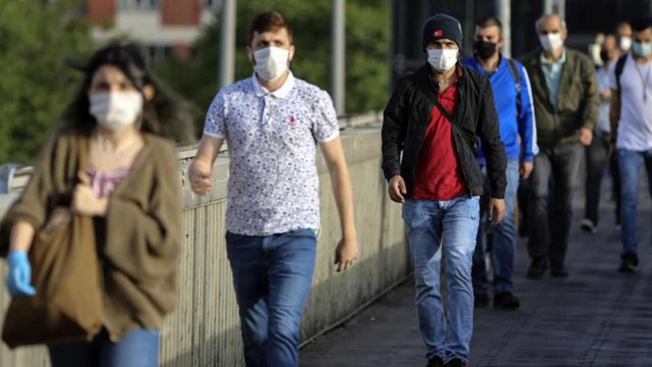 İzmir'de kamu kurumlarına girişte yeni uygulama