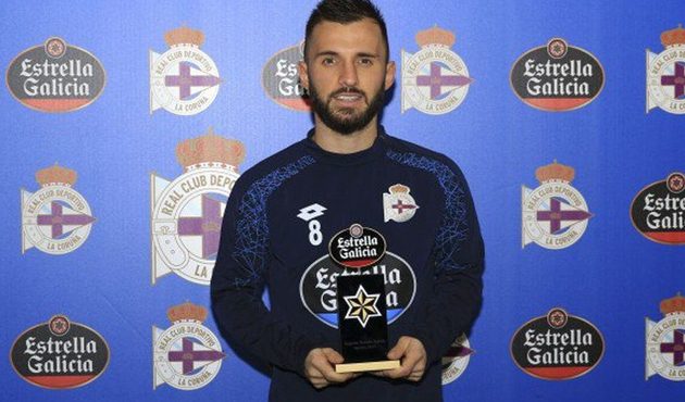 Emre Çolak bir kez daha ayın oyuncusu seçildi