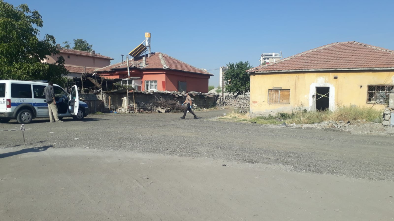 'Yardım edin kötüyüm' dedi, yere yığıldı