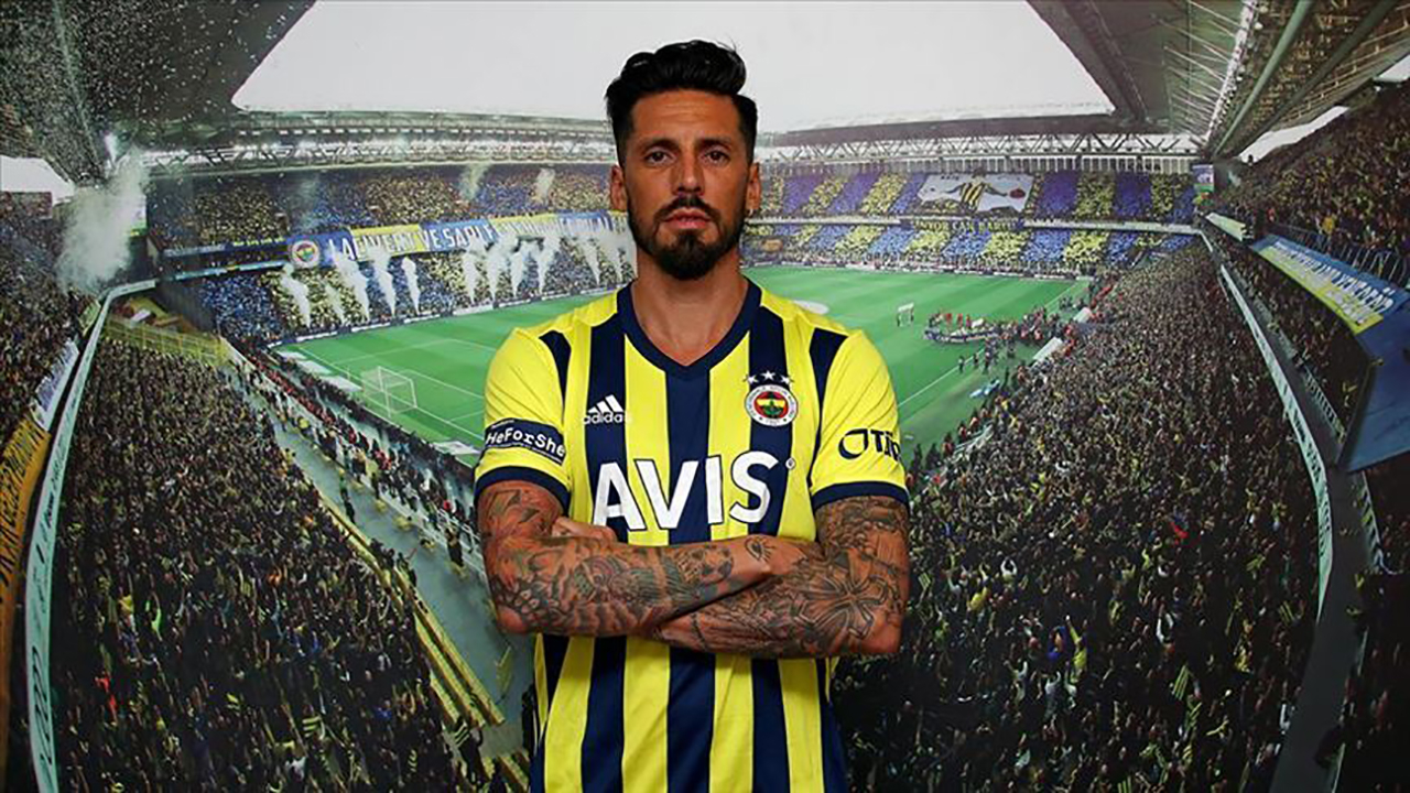 Son Kovid-19 testi negatif çıkan Sosa antrenmanlara başladı
