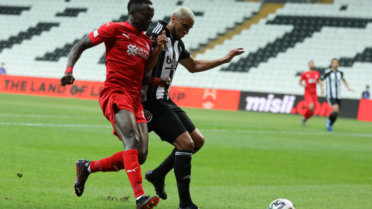 Beşiktaş hazırlık maçında Sivasspor'a yenildi