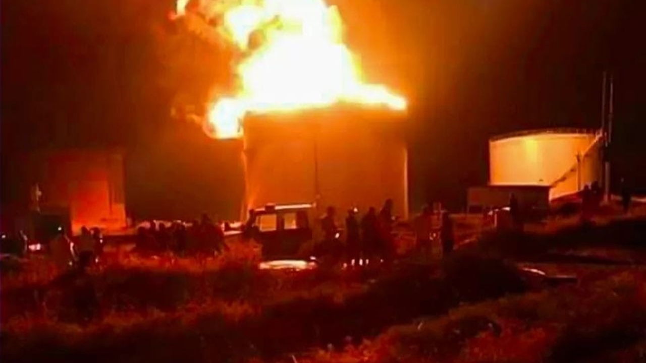 Irak'ta petrol rafinerisinde yangın