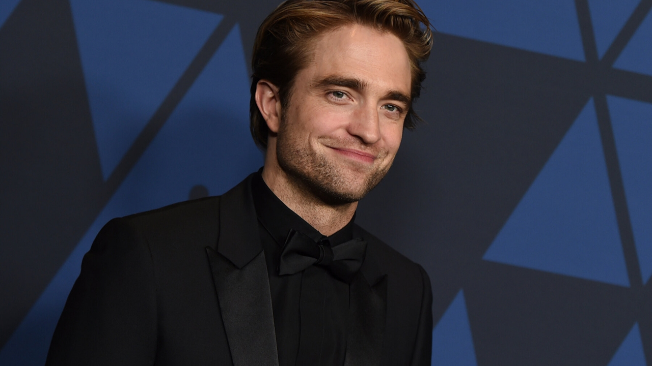 Ünlü oyuncu Robert Pattinson koronavirüse yakalandı