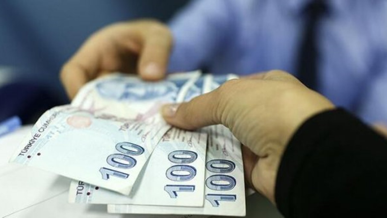 Bakan Selçuk: Hesaplara yatırmaya başladık