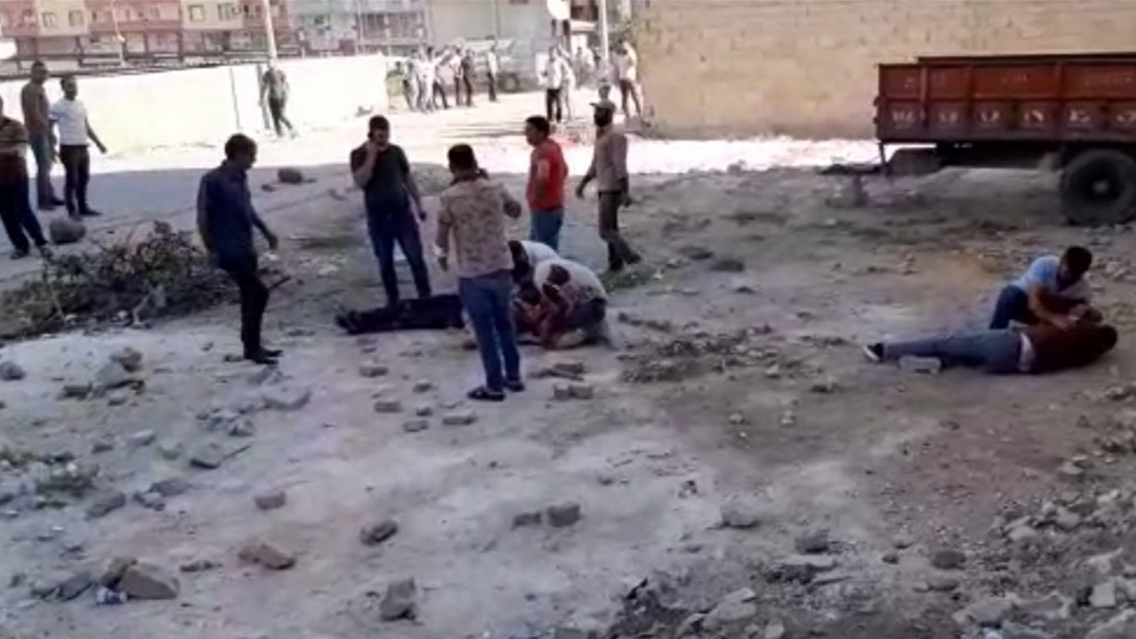 Akrabalar birbirine girdi: 2 ölü, 4 yaralı