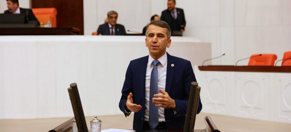 Ziyaret ettiği köy karantinaya alındı