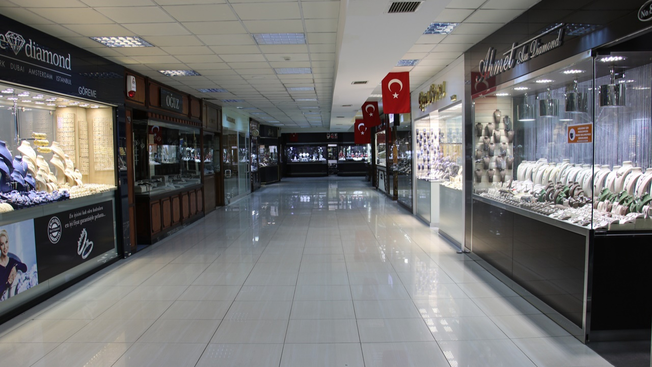 Sosyal medyaya düşen ses kaydı Ankaralı 300 esnafı yaktı