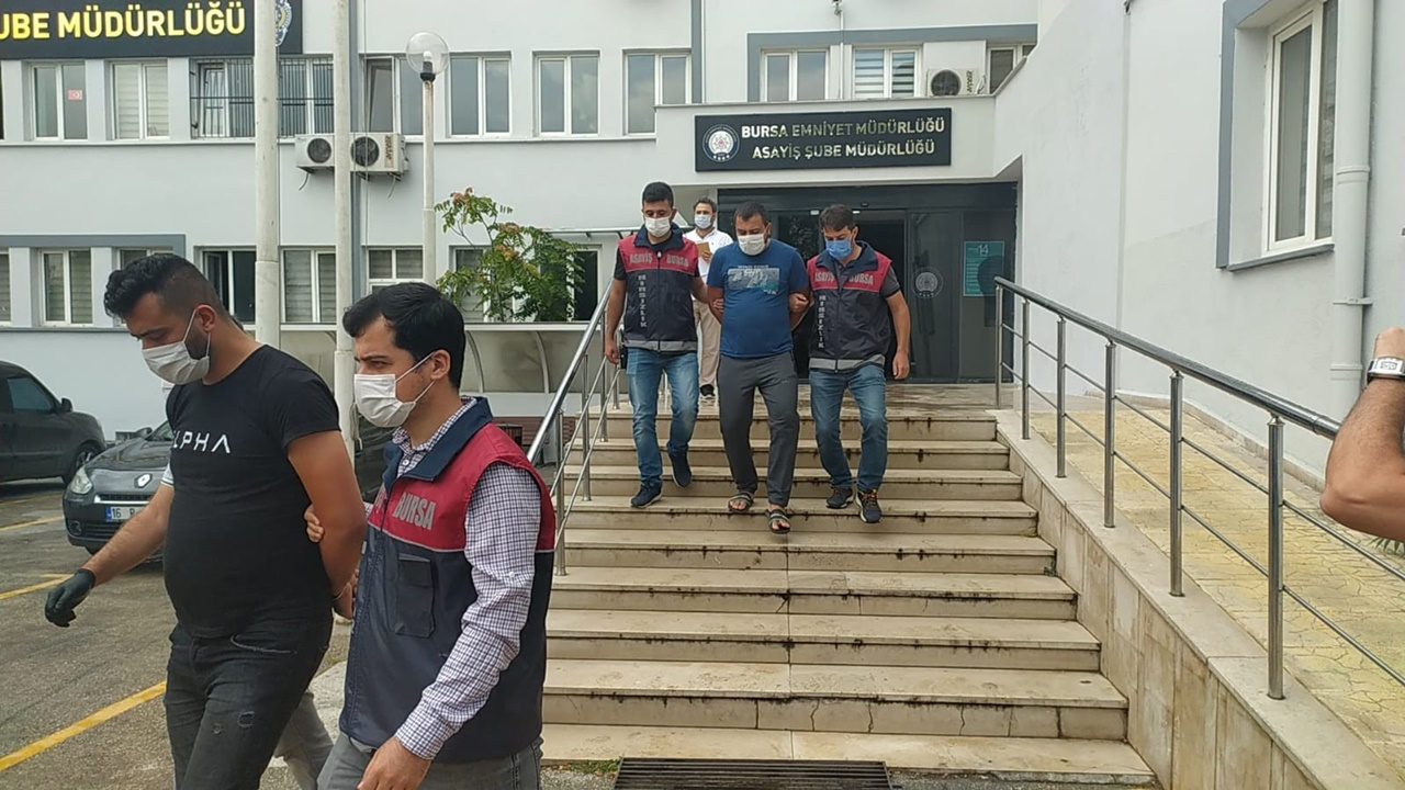 Çalıştığı iş yerine 1 milyon lira vurgun yaptı