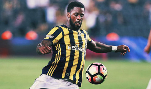 Jeremain Lens takım arkadaşlarına isyan etti!