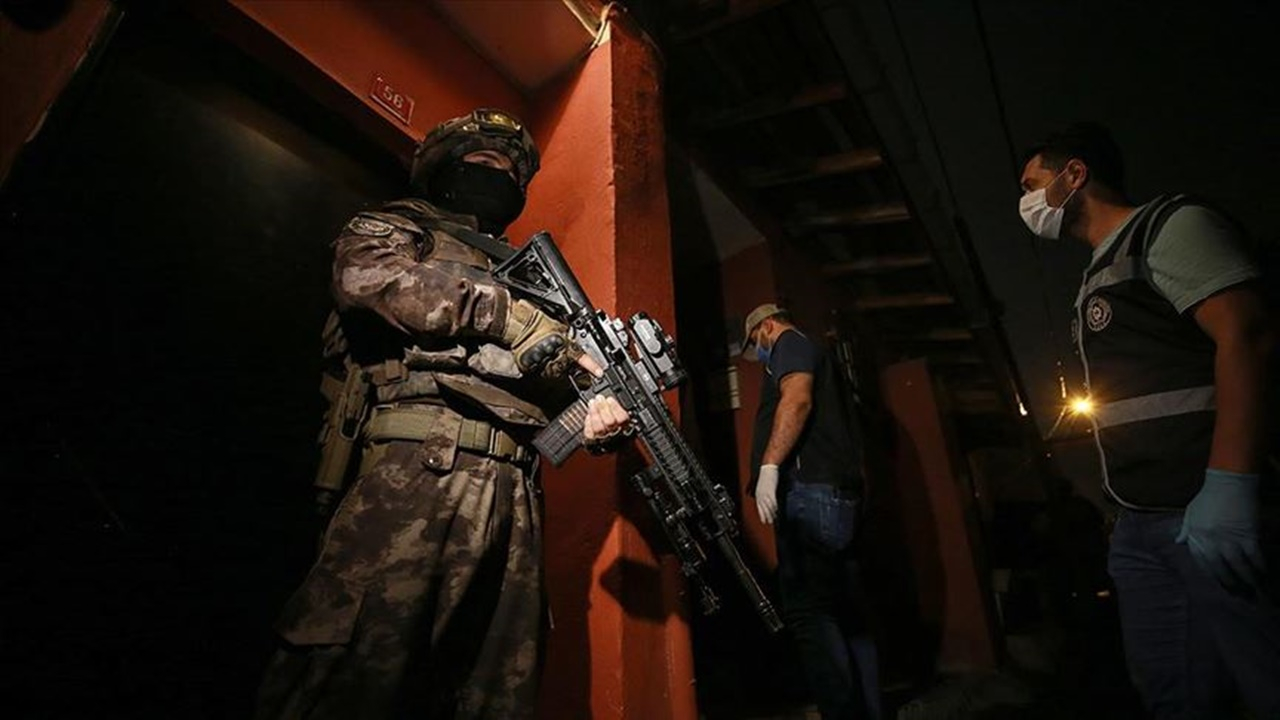 İstanbul'da PKK'ya operasyon