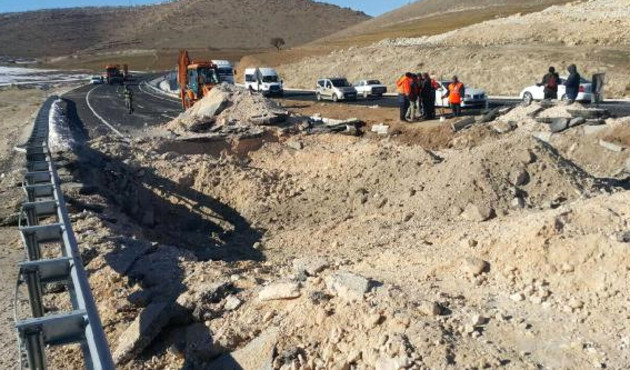 Mardin-Diyarbakır yolunda  faciadan dönüldü VİDEO