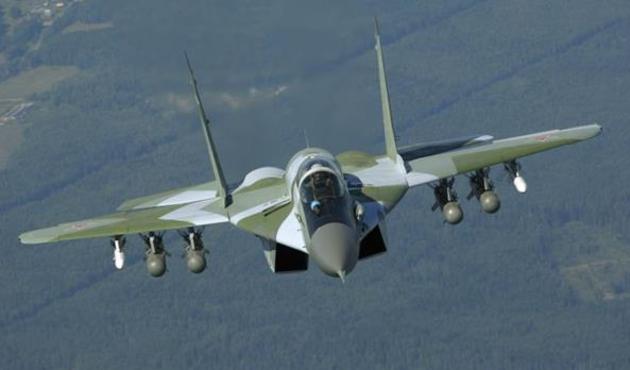 Rus savaş uçakları Rakka'yı vurdu