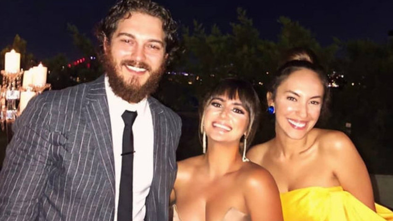 Çağatay Ulusoy ile sevgilisi Duygu Sarışın'dan mutluluk pozu