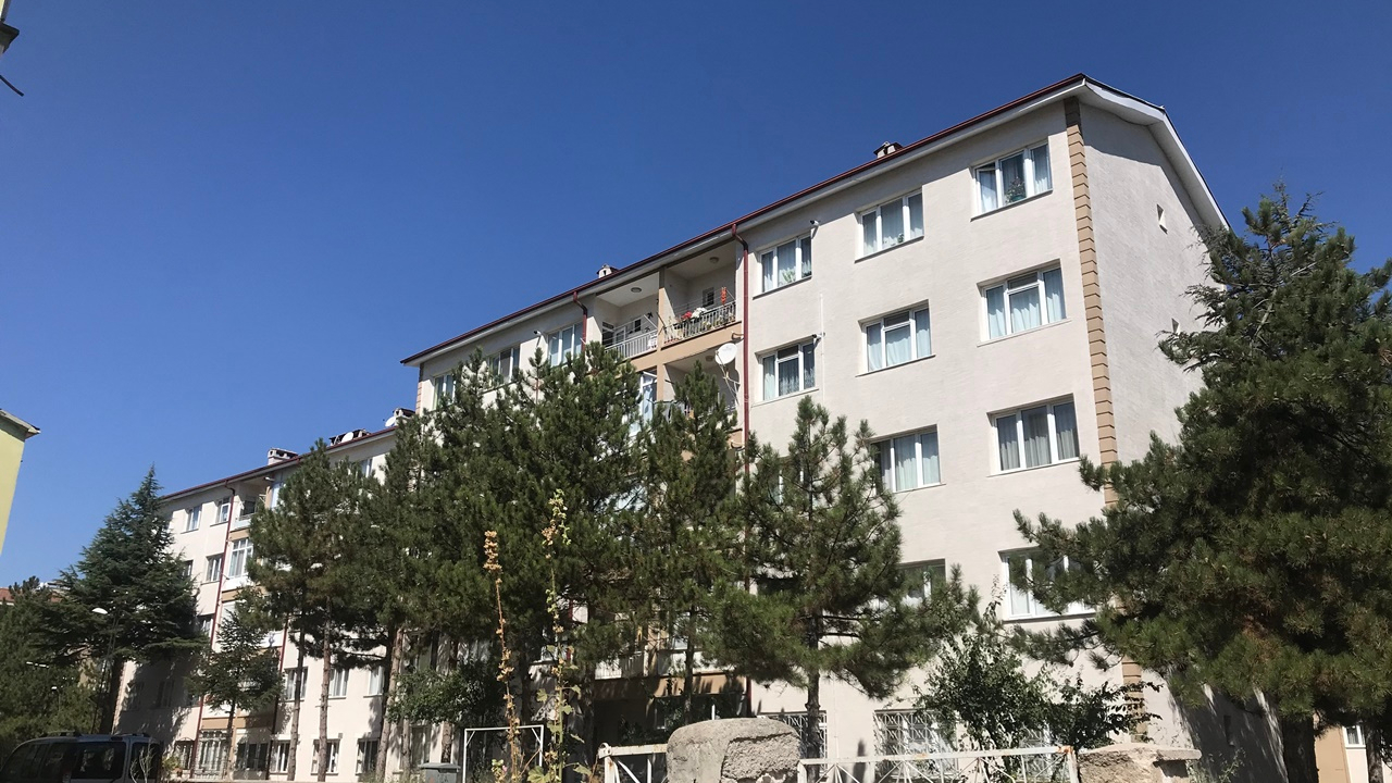 Sitede 200 kişi karantinada