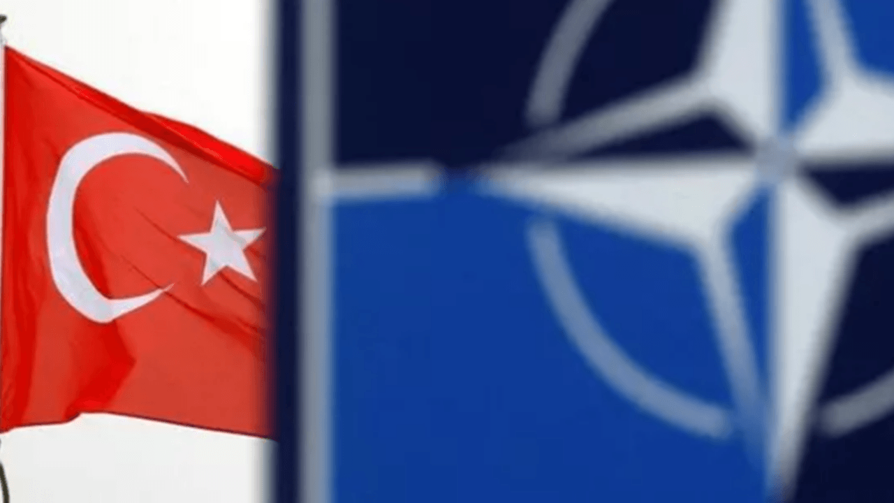NATO'daki Türkiye-Yunanistan askeri heyetleri toplantısı ertelendi
