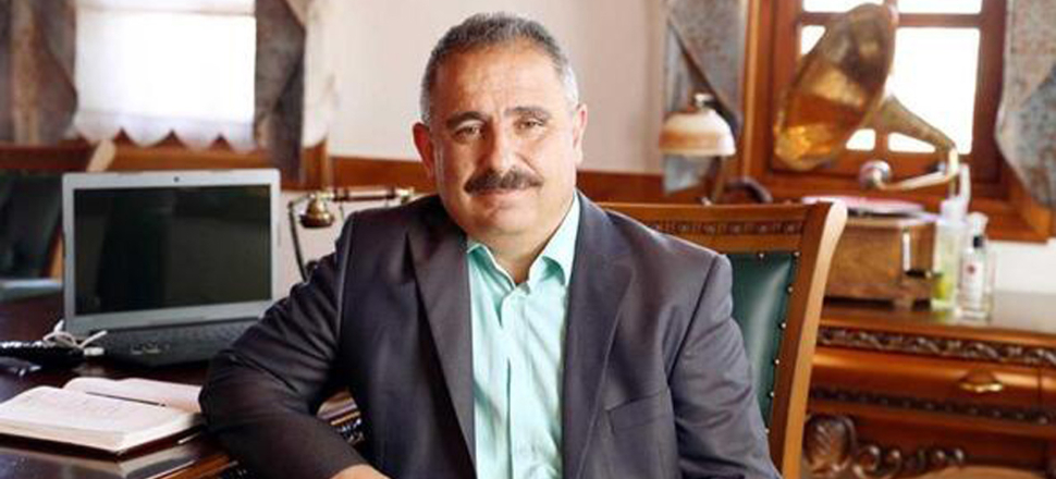 '3 bin 227 berber var! Evet yalancının mumu yatsıya kadar yanar'