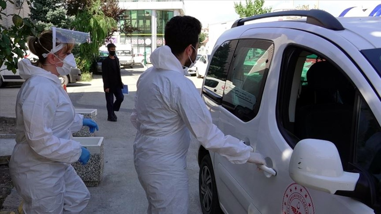 İstanbul'da evde izolasyonu ihlal eden 526 kişiye işlem