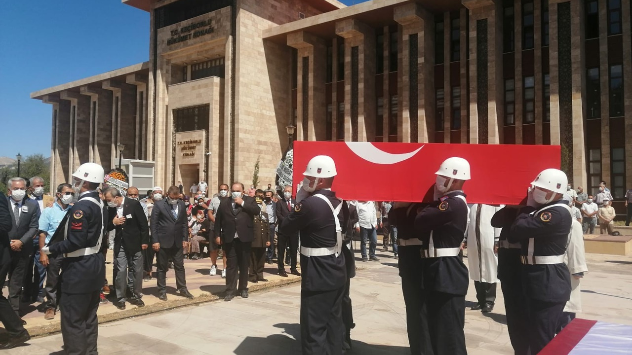 Tunceli şehidi gözyaşlarıyla toprağa verildi