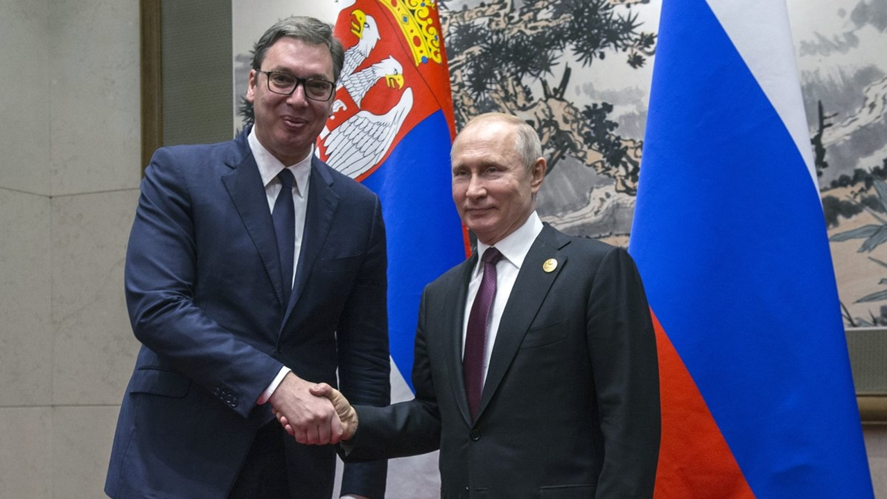 Putin, Vucic'ten özür diledi