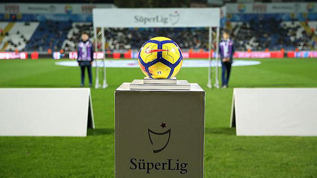 Futbolseverler Süper Lig'e kavuşuyor
