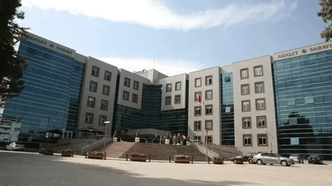Karantinaya uymayan 4 kişiye hapis istemiyle dava