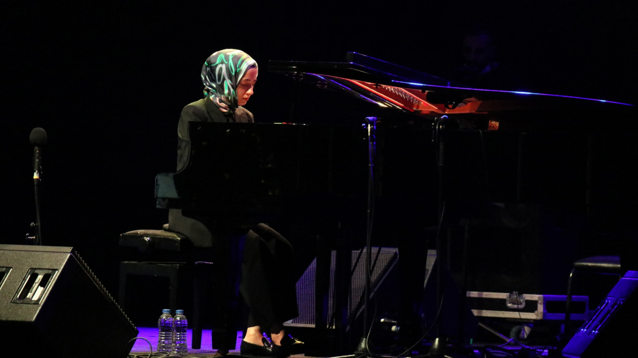 27. İstanbul Caz Festivali'nin kapanışı Büşra Kayıkçı'dan
