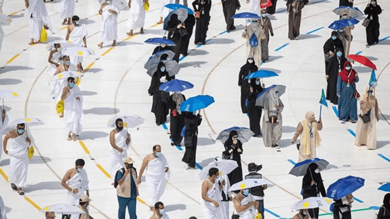 Suudi Arabistan'dan umre kararı