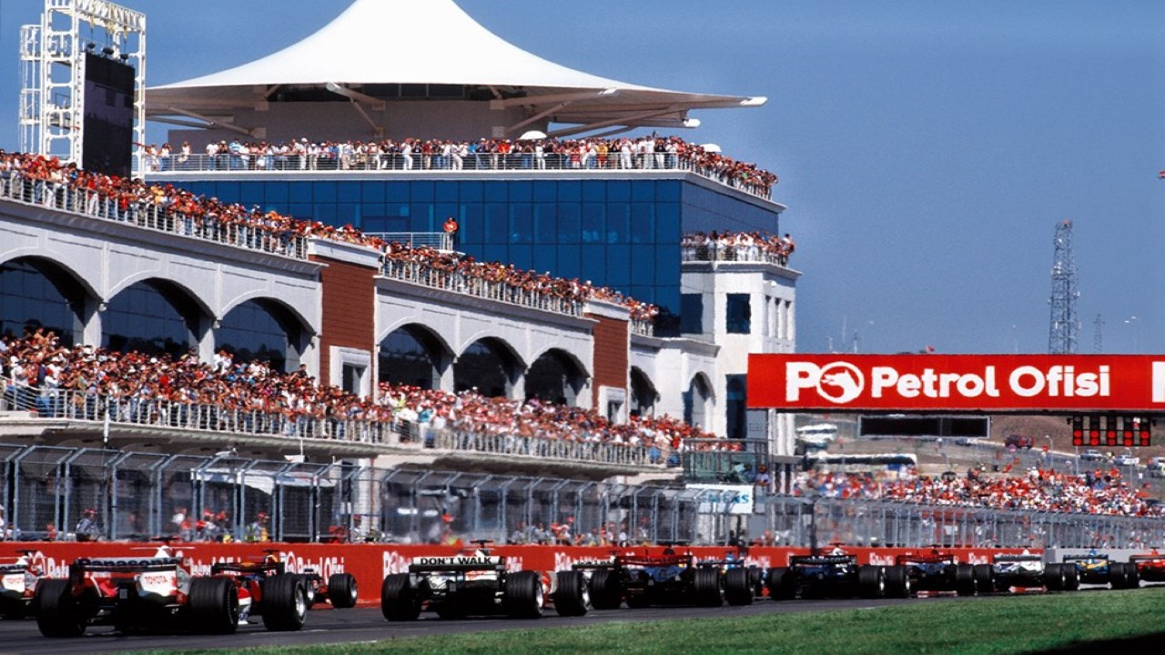 8 yıl sonra geri dönen Formula 1'e büyük ilgi!
