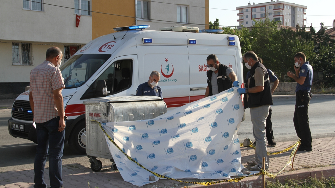 Çöp konteynerinde bebek cesedi bulundu