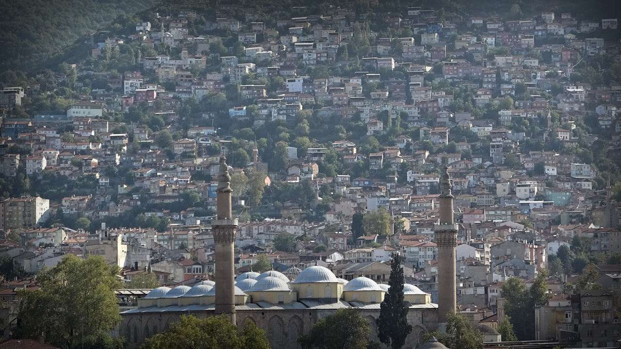 Bursa'daki mahallede yaşayanlar kilo almıyor!