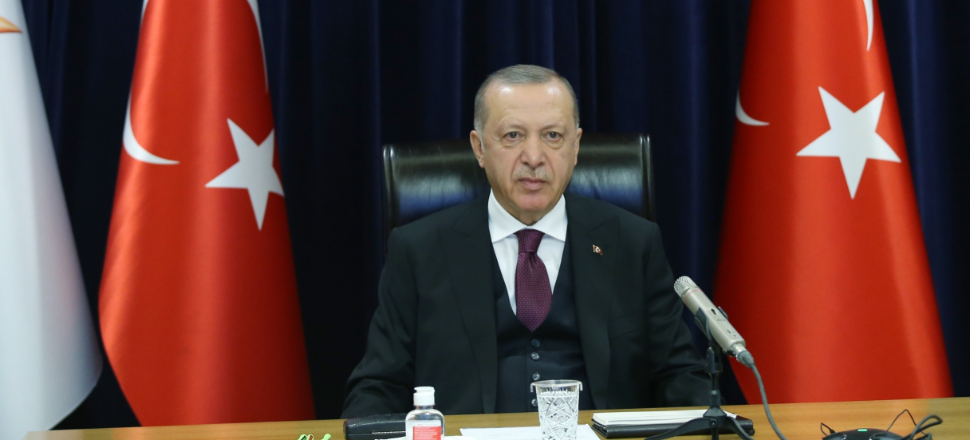 Erdoğan'dan Macron'a: Kifayetsiz muhteris