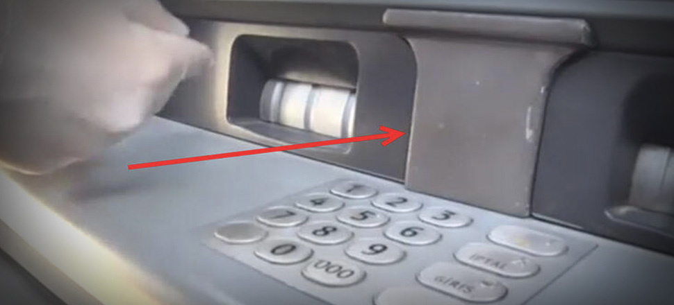 ATM'den para çekenlere önemli uyarı!