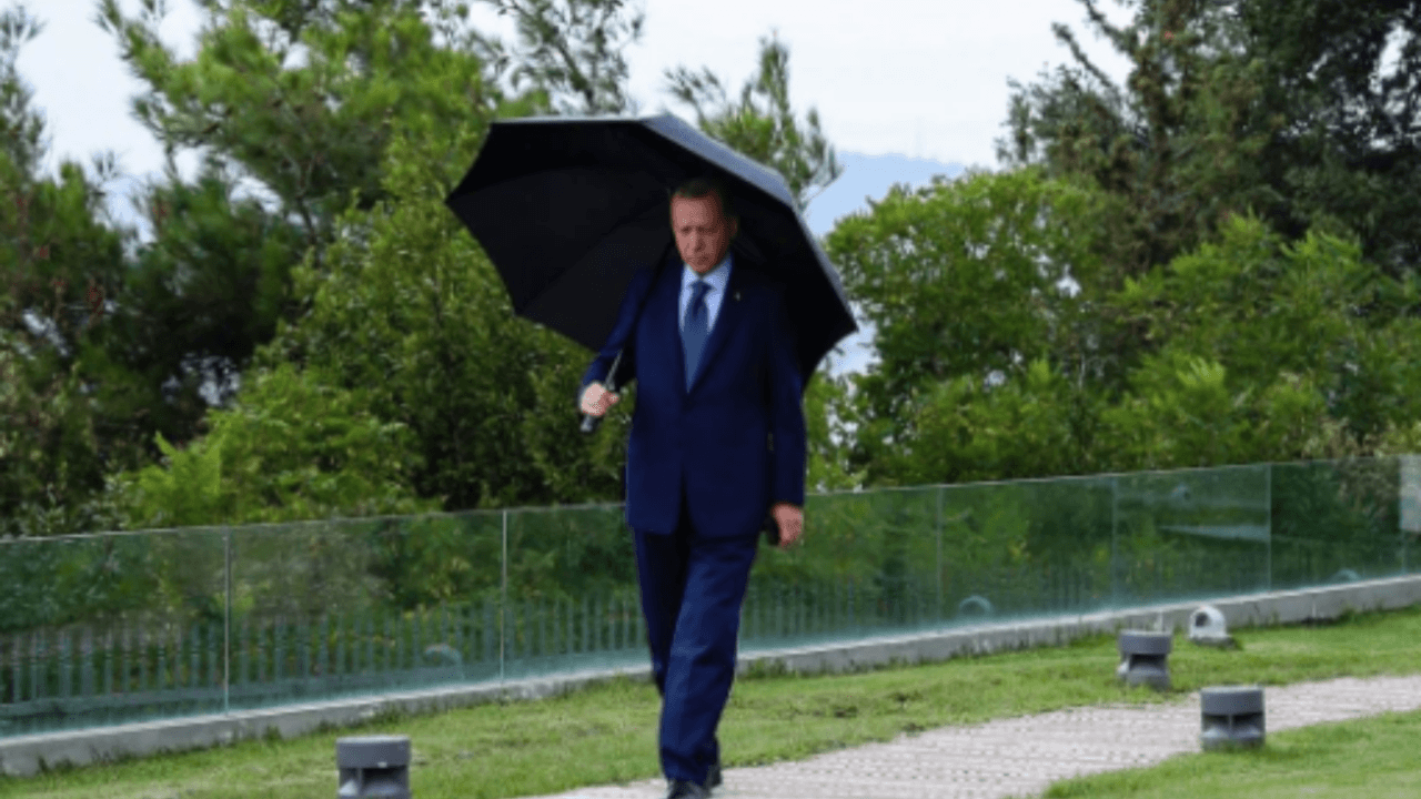 Erdoğan'dan yağmurlu bir İstanbul paylaşımı