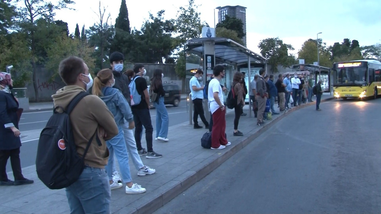 İstanbul'da kademeli mesai başladı