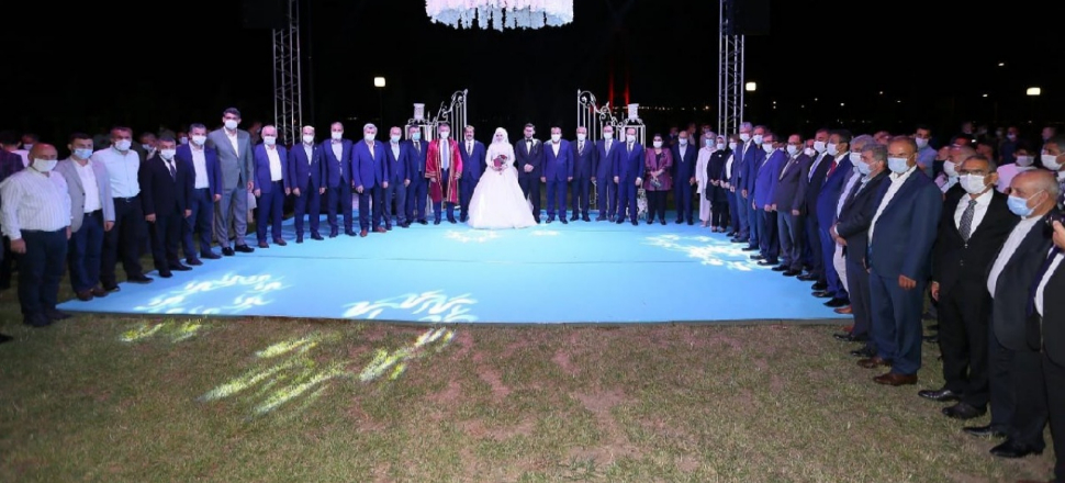 AK Parti'li vekilin düğününe pandemi cezası