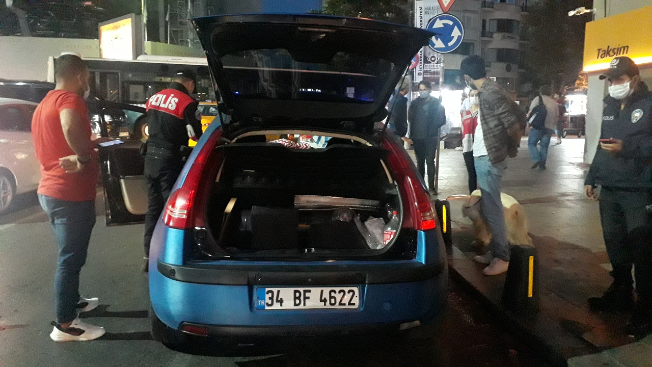 İstanbul'da aranan 432 kişi yakalandı