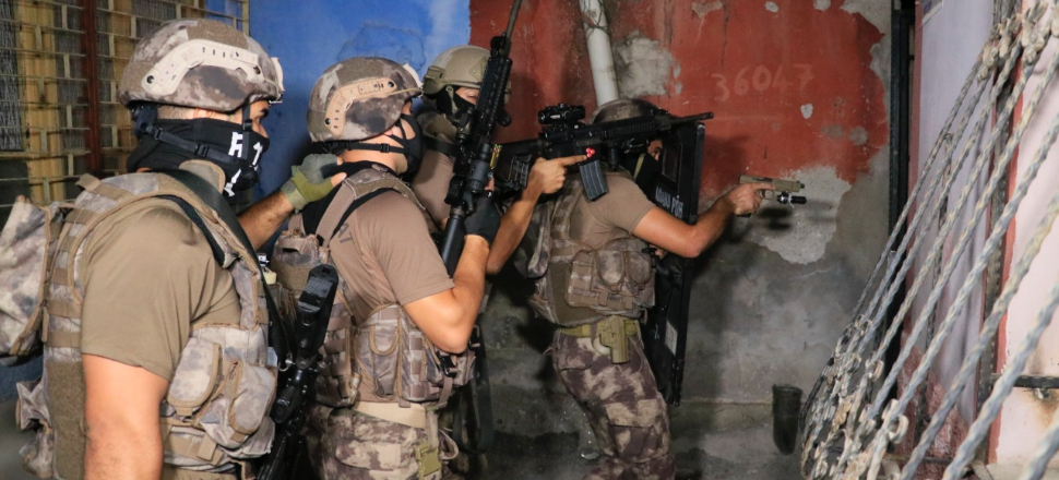 DEAŞ'ın uyuyan hücresine şafak baskını