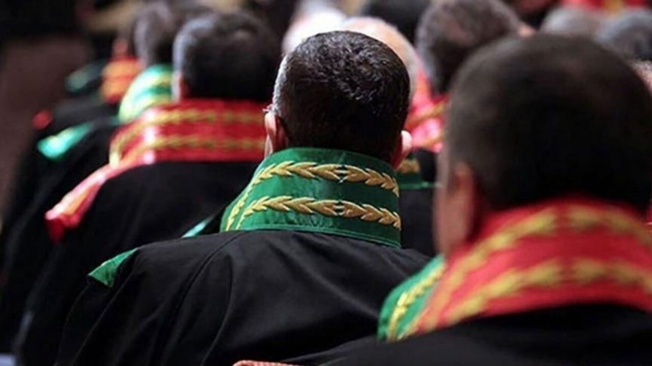 İmzalar toplandı, ikinci baro kuruluyor