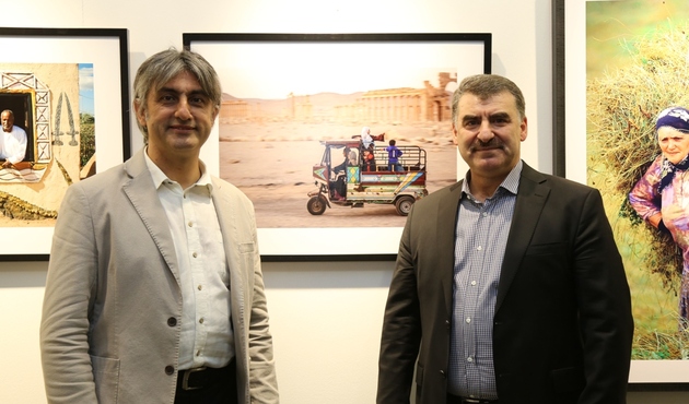 Usta fotoğrafçılar Murat Gür ve Mustafa Yılmaz sanatseverlerle buluştu