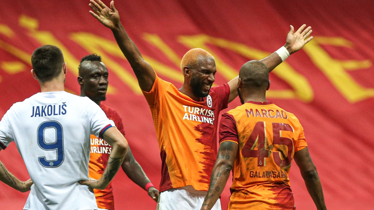 Galatasaray rahat turladı