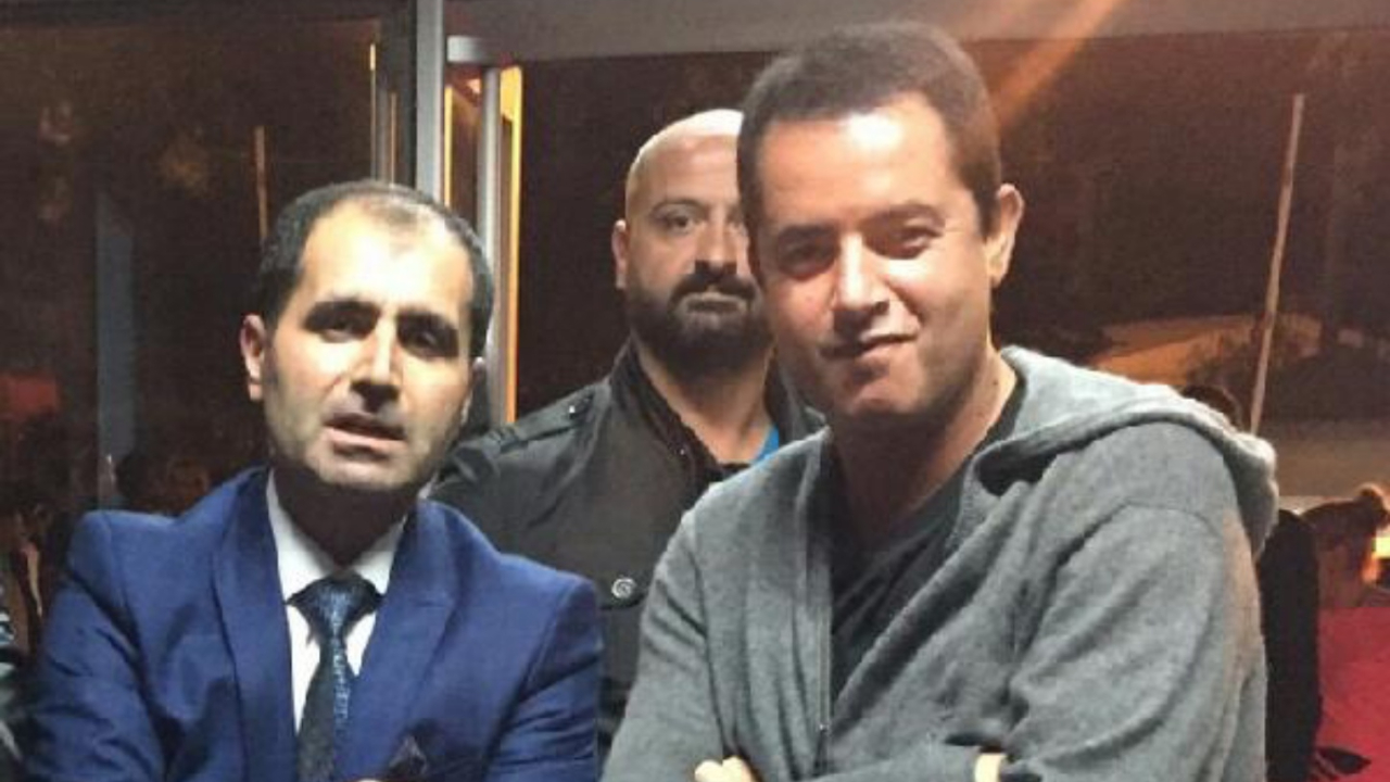 Ne ağlıyor ne de gülebiliyor!