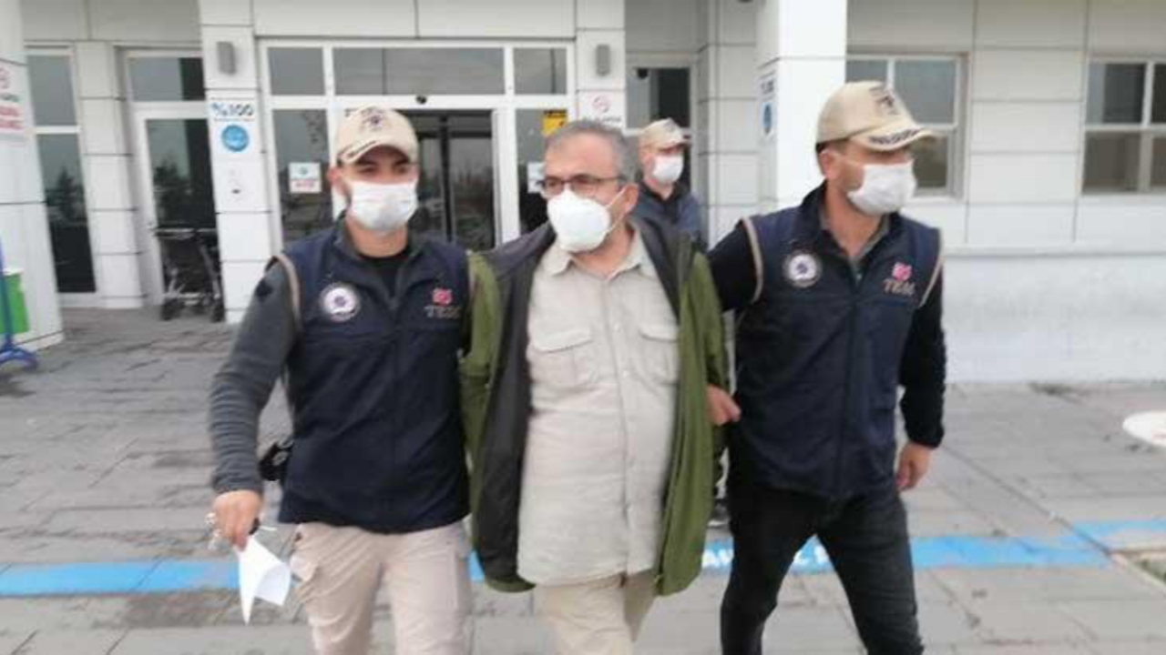 Sırrı Süreyya Önder gözaltına alındı