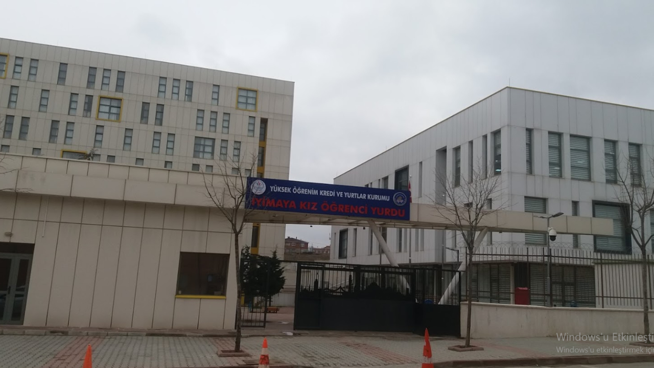 Karantinadaki pilot yurttan kaçtı