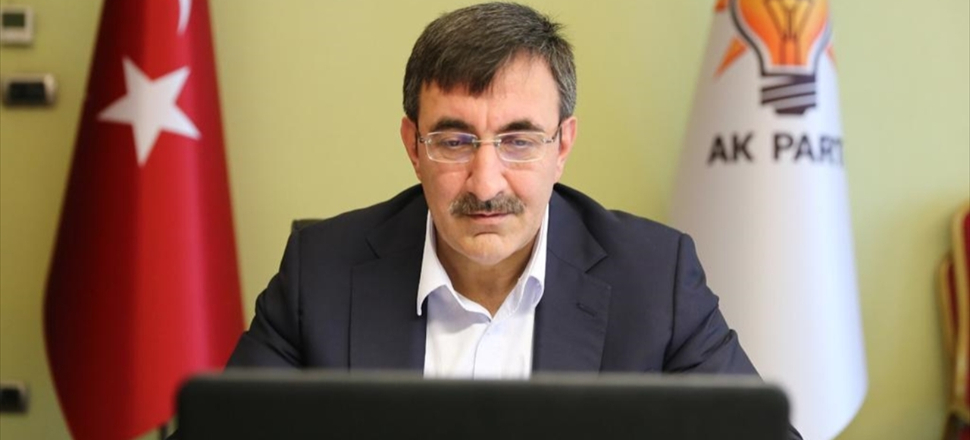 AK Parti'li Cevdet Yılmaz koronavirüse yakalandı