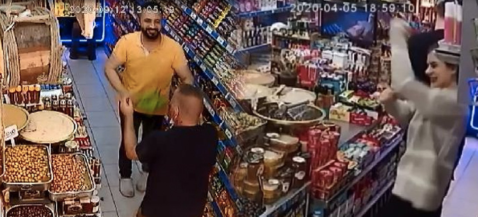 Alışveriş yaparken dans etmeden marketten çıkmıyorlar!