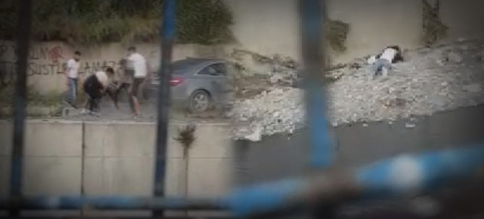 Dövdükleri kişiyi dereye attılar!
