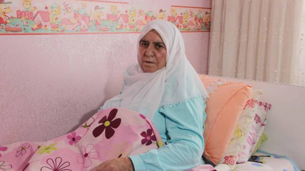 87 yaşındaki kadın koronayla savaşını kazandı