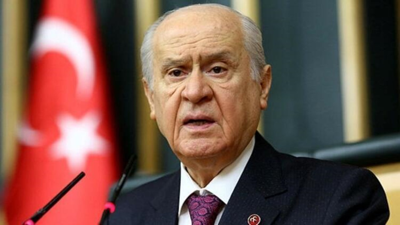 Bahçeli'den Ermenistan'a sert tepki